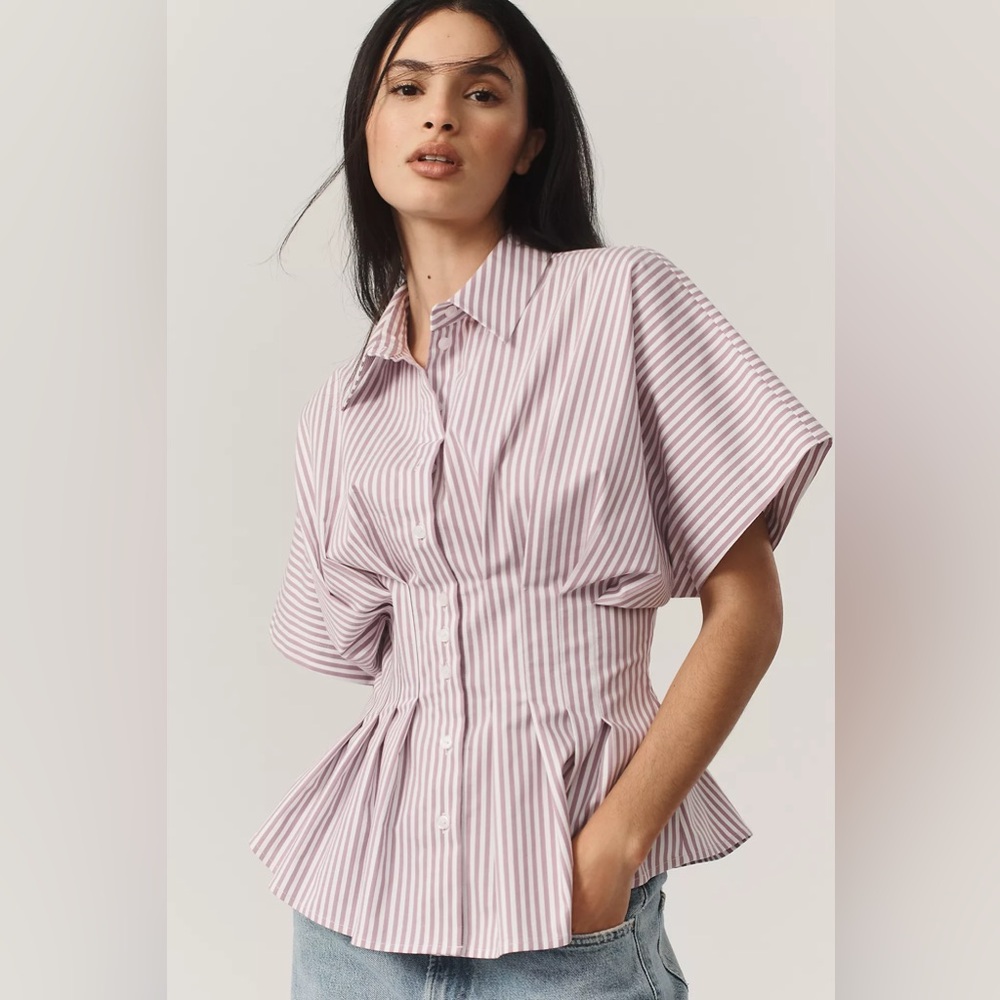 Exquise The Tobie Short-Sleeve Pleated Blouse